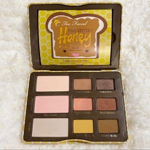 Too Faced Peanut Butter & Honey palette